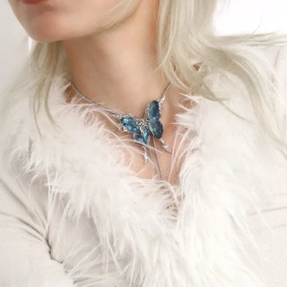 Ezr3lya BUTTERFLY NECKLACE